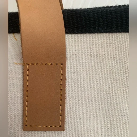 NWT Large Tote: Oatmeal Color 💯% Cotton Hello Weekend 23x14x5 inches - Picture 5 of 7